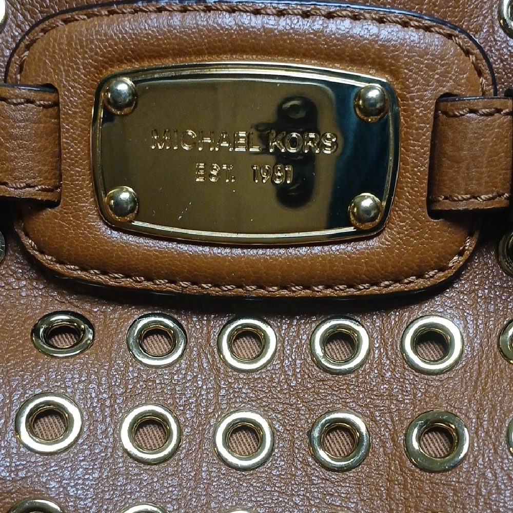 Michael Kors - Picture 2 of 12
